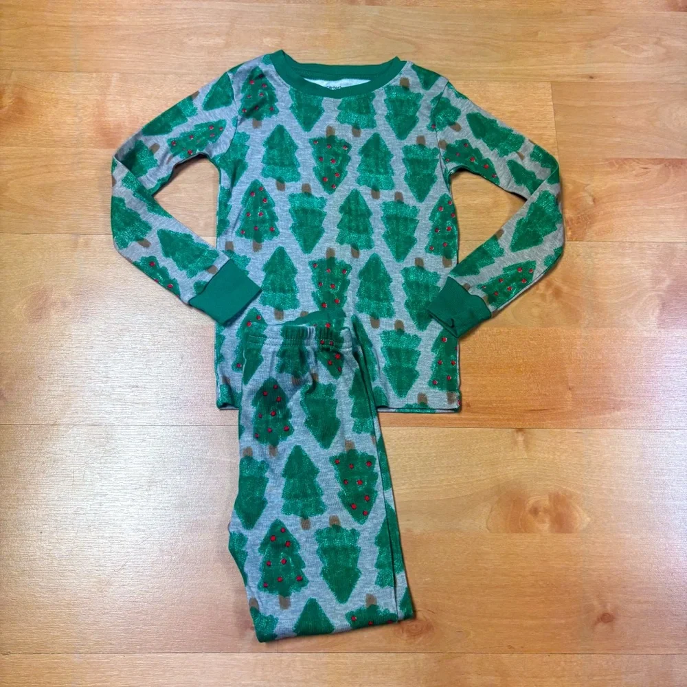 Carters Gray & Green 2-Piece Long Sleeve Christmas Tree Holiday Pajamas Size 5T